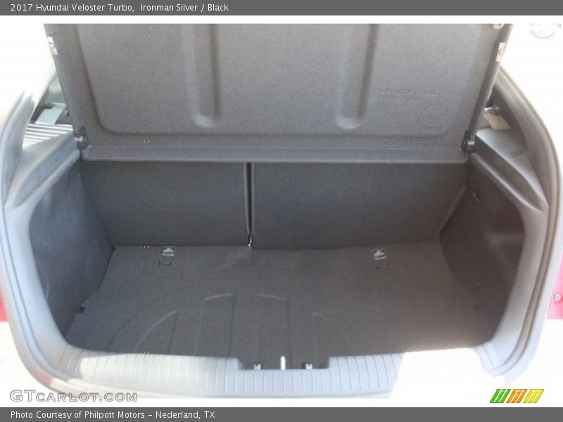 Ironman Silver / Black 2017 Hyundai Veloster Turbo