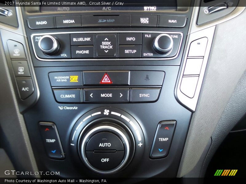 Circuit Silver / Gray 2017 Hyundai Santa Fe Limited Ultimate AWD
