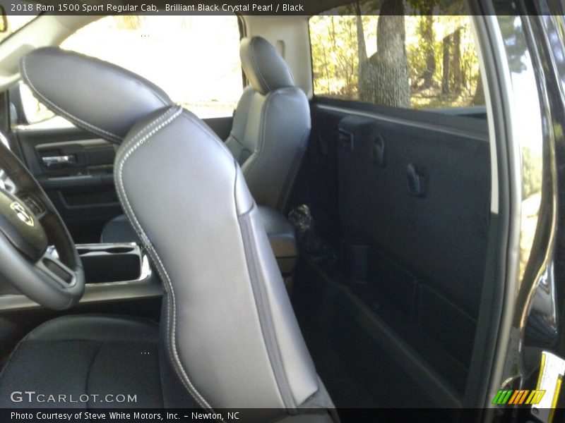 Brilliant Black Crystal Pearl / Black 2018 Ram 1500 Sport Regular Cab