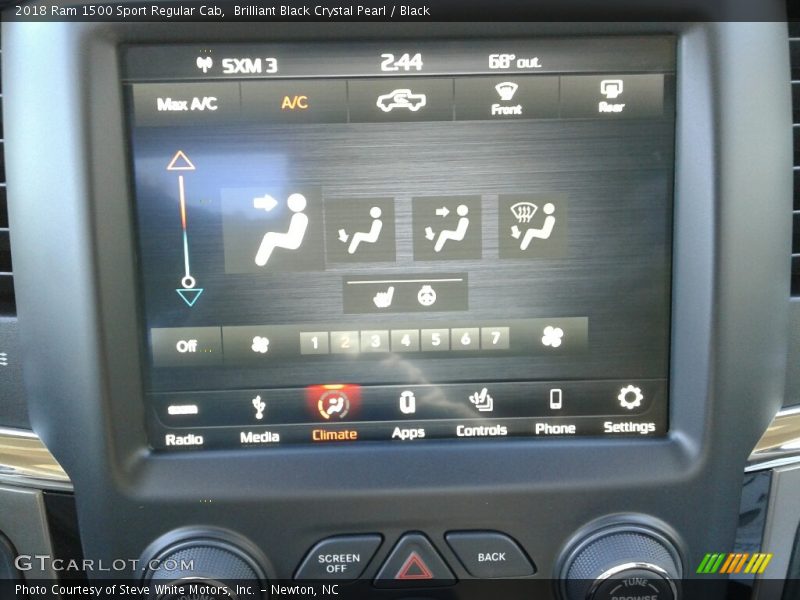 Controls of 2018 1500 Sport Regular Cab