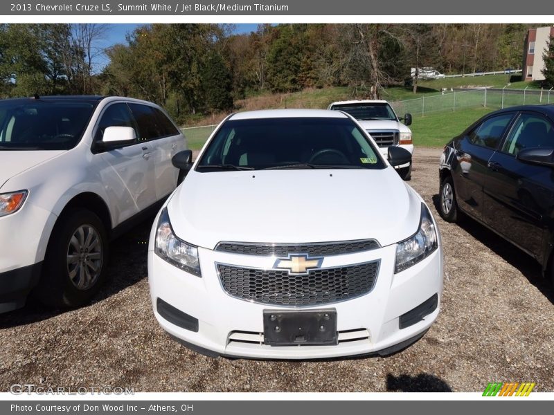 Summit White / Jet Black/Medium Titanium 2013 Chevrolet Cruze LS
