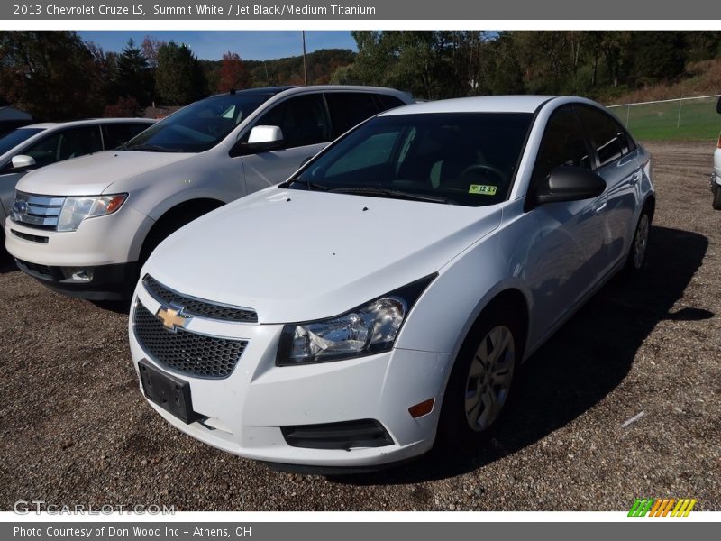 Summit White / Jet Black/Medium Titanium 2013 Chevrolet Cruze LS
