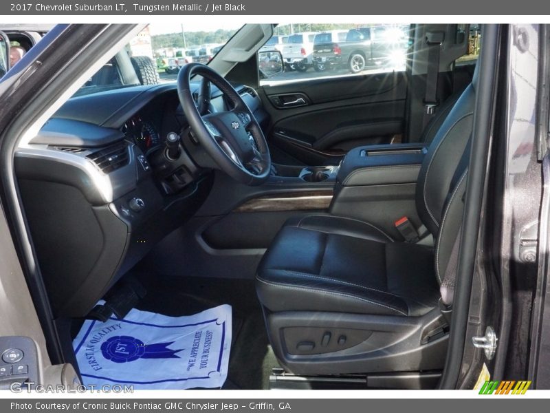 Tungsten Metallic / Jet Black 2017 Chevrolet Suburban LT