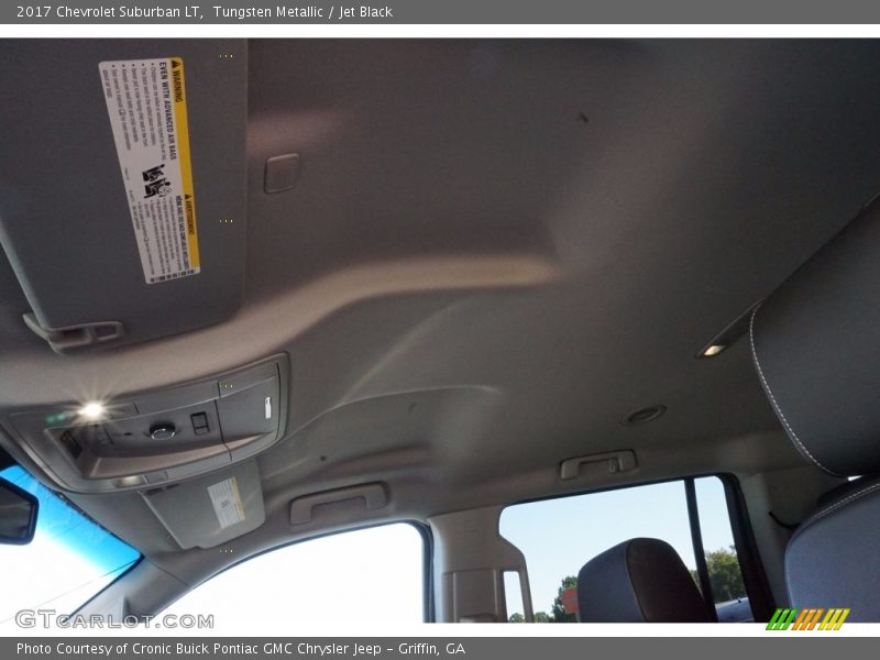 Tungsten Metallic / Jet Black 2017 Chevrolet Suburban LT