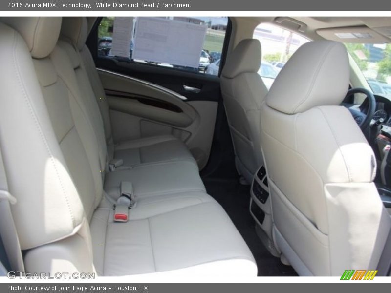 White Diamond Pearl / Parchment 2016 Acura MDX Technology