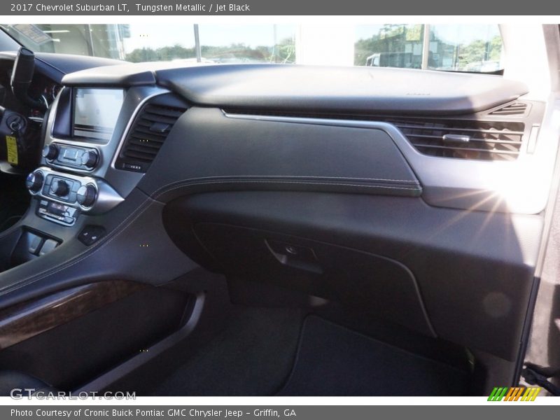 Tungsten Metallic / Jet Black 2017 Chevrolet Suburban LT
