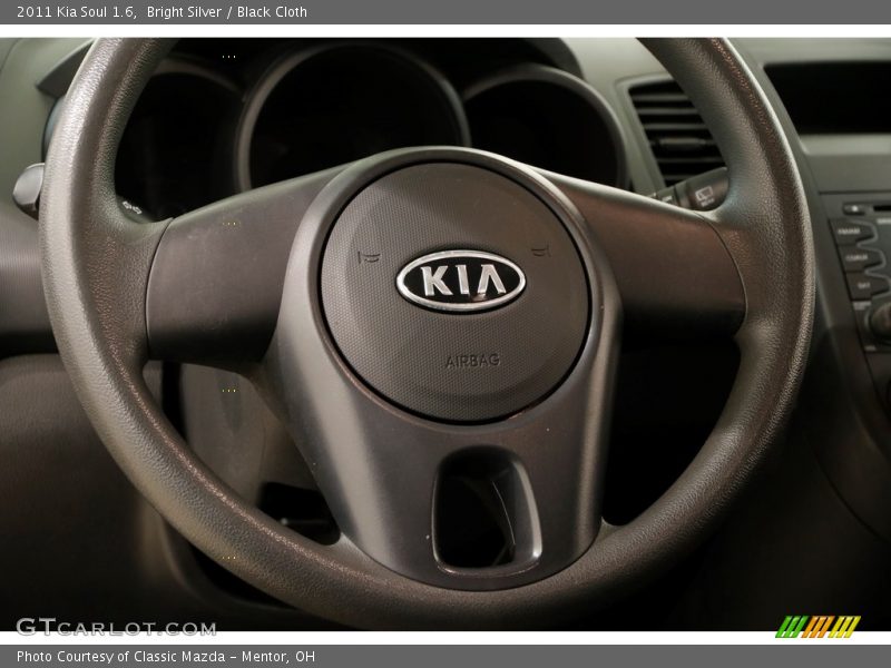 Bright Silver / Black Cloth 2011 Kia Soul 1.6