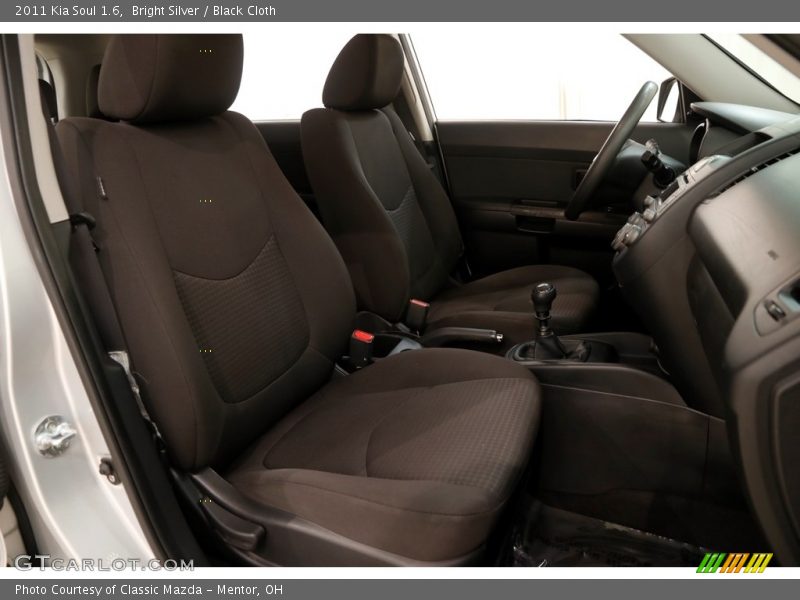 Bright Silver / Black Cloth 2011 Kia Soul 1.6