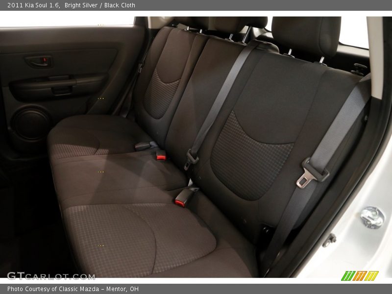 Bright Silver / Black Cloth 2011 Kia Soul 1.6