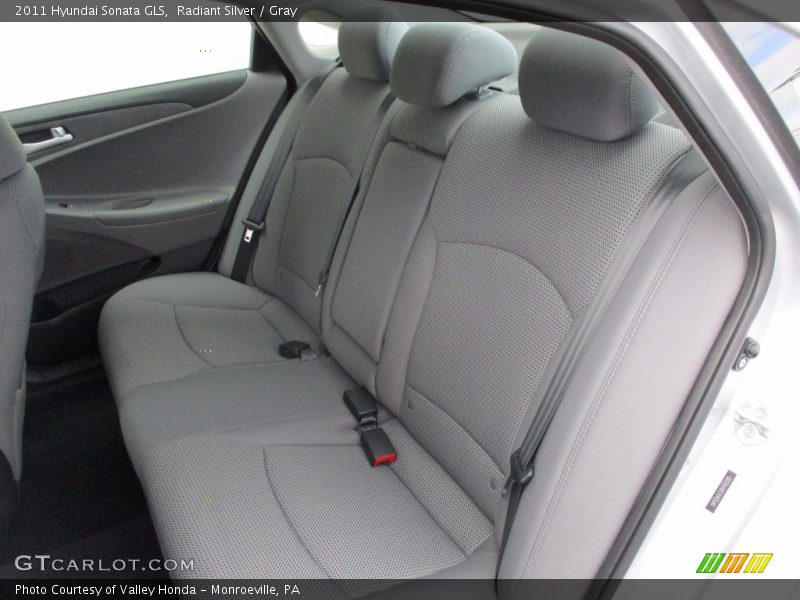 Radiant Silver / Gray 2011 Hyundai Sonata GLS