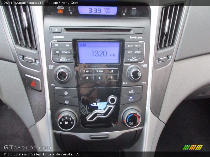 Radiant Silver / Gray 2011 Hyundai Sonata GLS