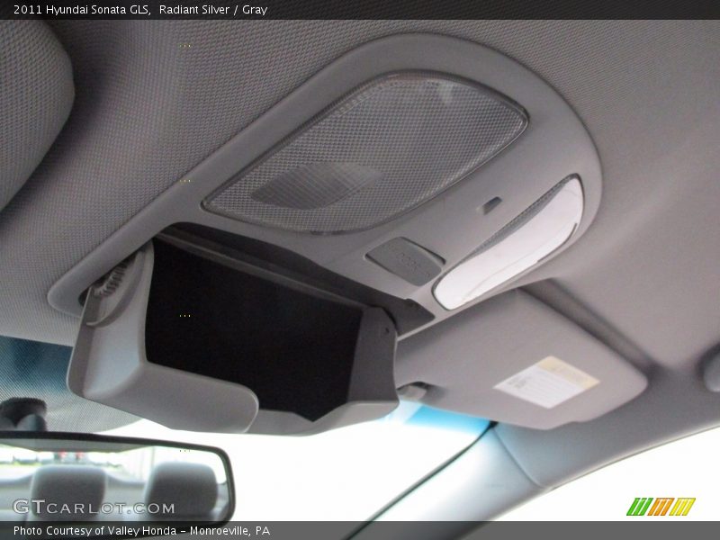 Radiant Silver / Gray 2011 Hyundai Sonata GLS