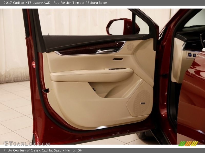 Red Passion Tintcoat / Sahara Beige 2017 Cadillac XT5 Luxury AWD