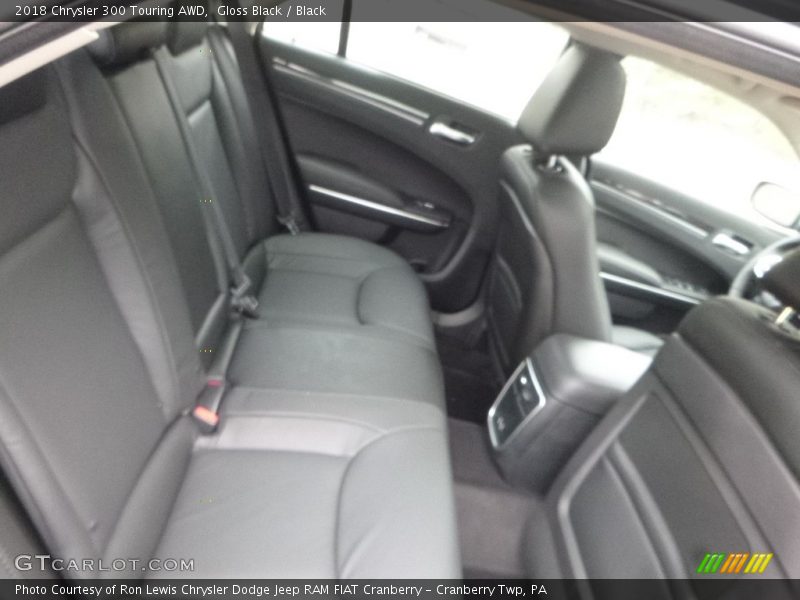 Gloss Black / Black 2018 Chrysler 300 Touring AWD