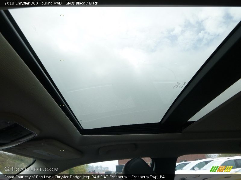 Gloss Black / Black 2018 Chrysler 300 Touring AWD