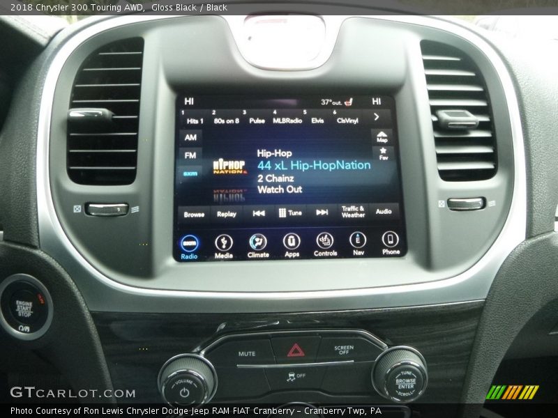 Gloss Black / Black 2018 Chrysler 300 Touring AWD