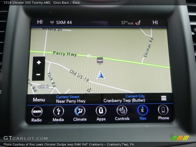 Gloss Black / Black 2018 Chrysler 300 Touring AWD