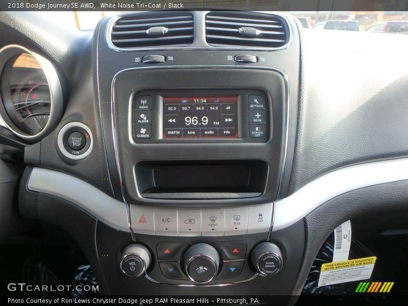 White Noise Tri-Coat / Black 2018 Dodge Journey SE AWD