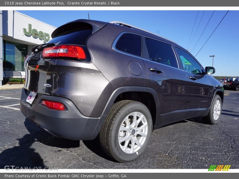 Granite Crystal Metallic / Black 2018 Jeep Cherokee Latitude Plus