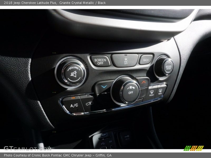 Granite Crystal Metallic / Black 2018 Jeep Cherokee Latitude Plus