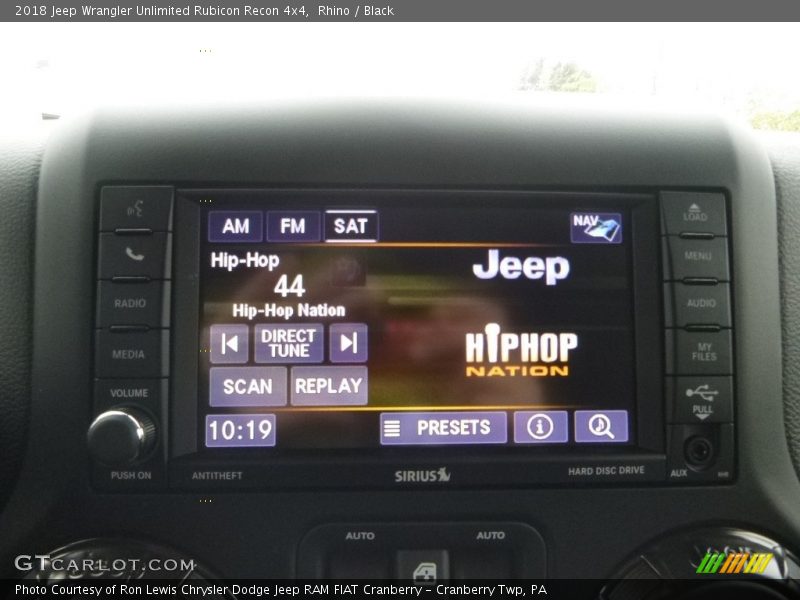 Controls of 2018 Wrangler Unlimited Rubicon Recon 4x4