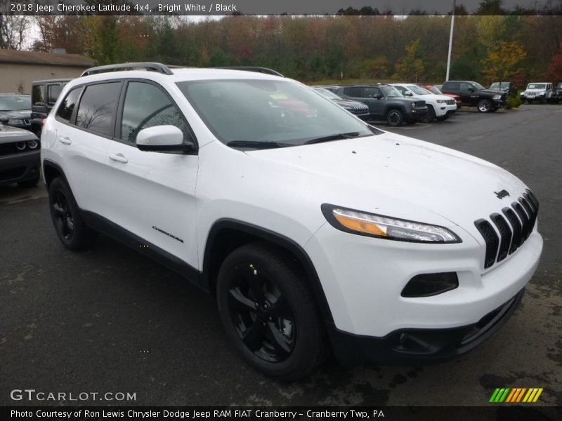 Bright White / Black 2018 Jeep Cherokee Latitude 4x4