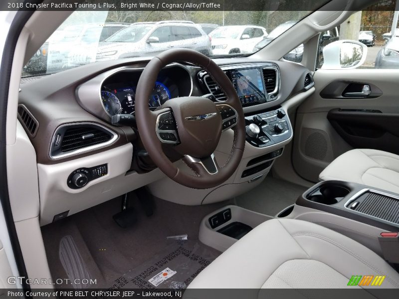 Bright White / Cognac/Alloy/Toffee 2018 Chrysler Pacifica Touring L Plus