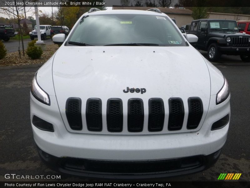 Bright White / Black 2018 Jeep Cherokee Latitude 4x4