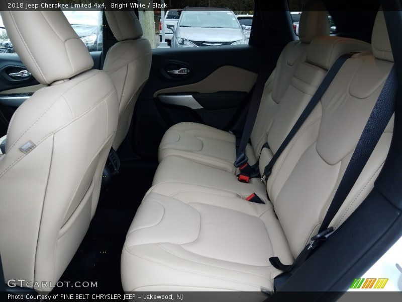 Bright White / Black 2018 Jeep Cherokee Limited 4x4