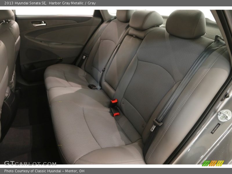 Harbor Gray Metallic / Gray 2013 Hyundai Sonata SE
