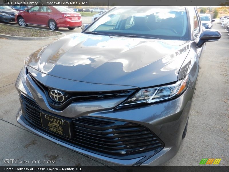 Predawn Gray Mica / Ash 2018 Toyota Camry LE