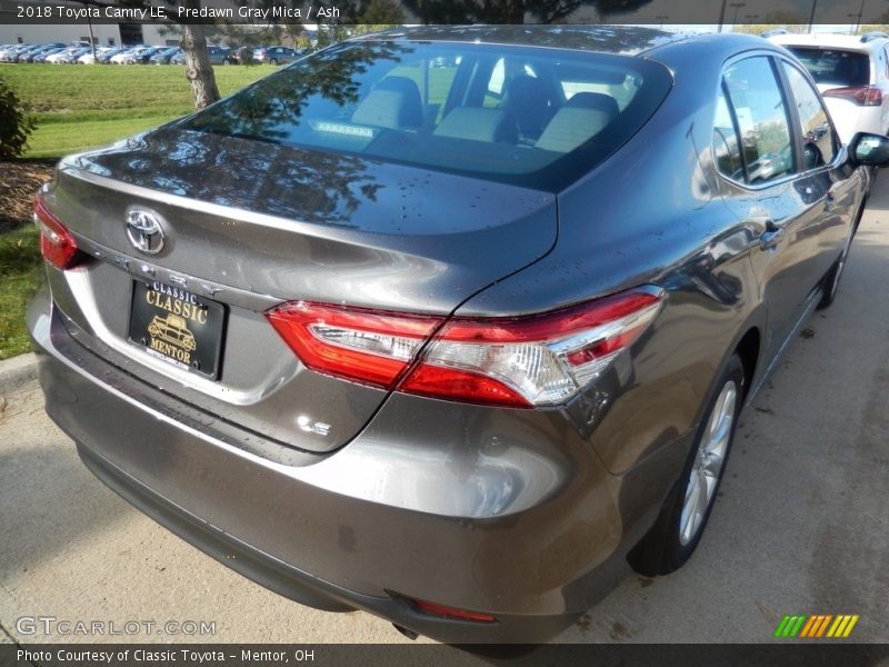 Predawn Gray Mica / Ash 2018 Toyota Camry LE