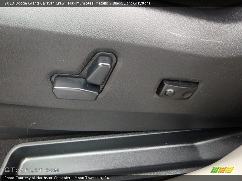 Maximum Steel Metallic / Black/Light Graystone 2013 Dodge Grand Caravan Crew