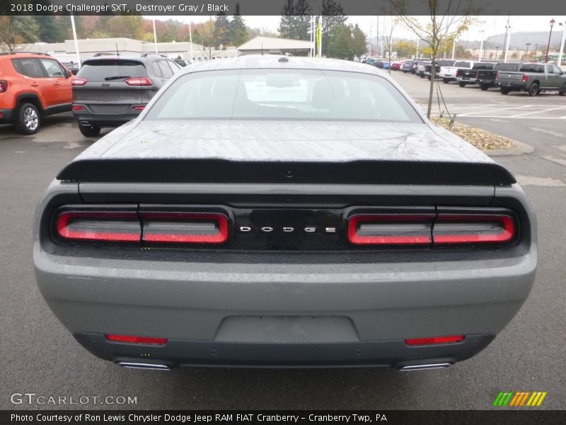 Destroyer Gray / Black 2018 Dodge Challenger SXT