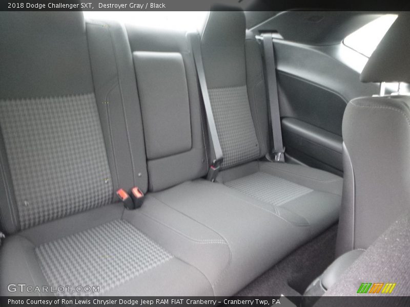 Destroyer Gray / Black 2018 Dodge Challenger SXT