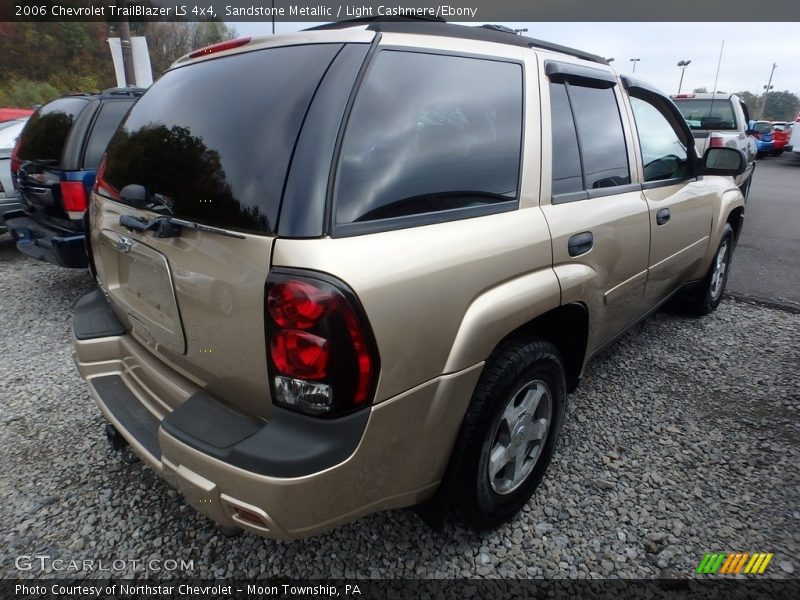 Sandstone Metallic / Light Cashmere/Ebony 2006 Chevrolet TrailBlazer LS 4x4