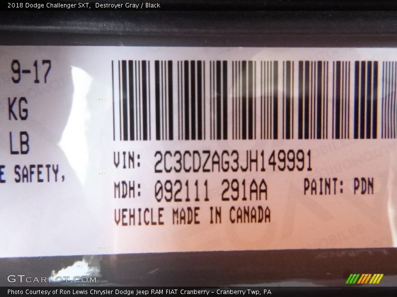 Destroyer Gray / Black 2018 Dodge Challenger SXT