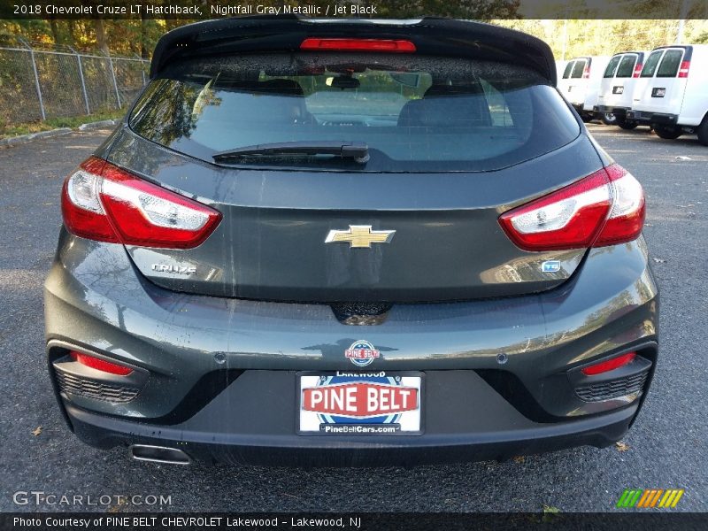 Nightfall Gray Metallic / Jet Black 2018 Chevrolet Cruze LT Hatchback