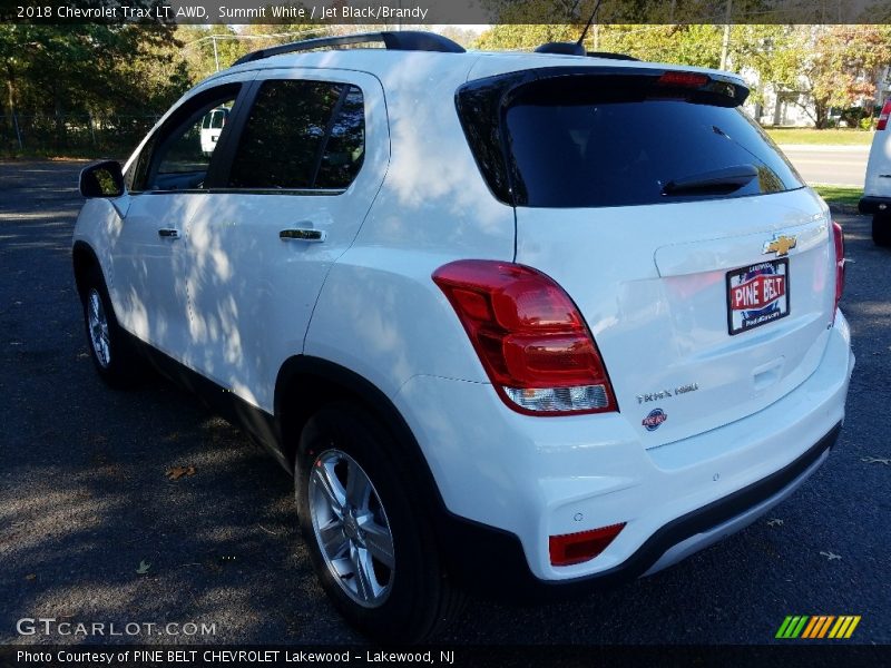 Summit White / Jet Black/Brandy 2018 Chevrolet Trax LT AWD