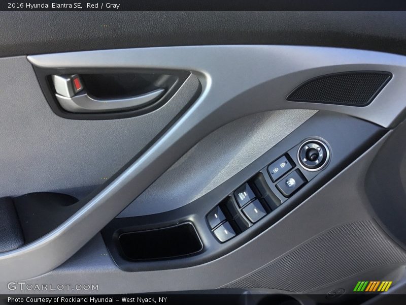 Red / Gray 2016 Hyundai Elantra SE