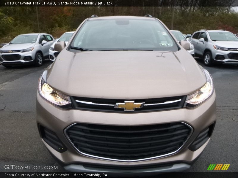 Sandy Ridge Metallic / Jet Black 2018 Chevrolet Trax LT AWD