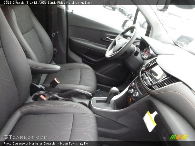 Sandy Ridge Metallic / Jet Black 2018 Chevrolet Trax LT AWD