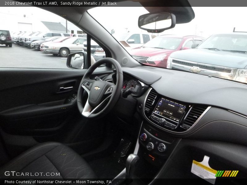 Sandy Ridge Metallic / Jet Black 2018 Chevrolet Trax LT AWD