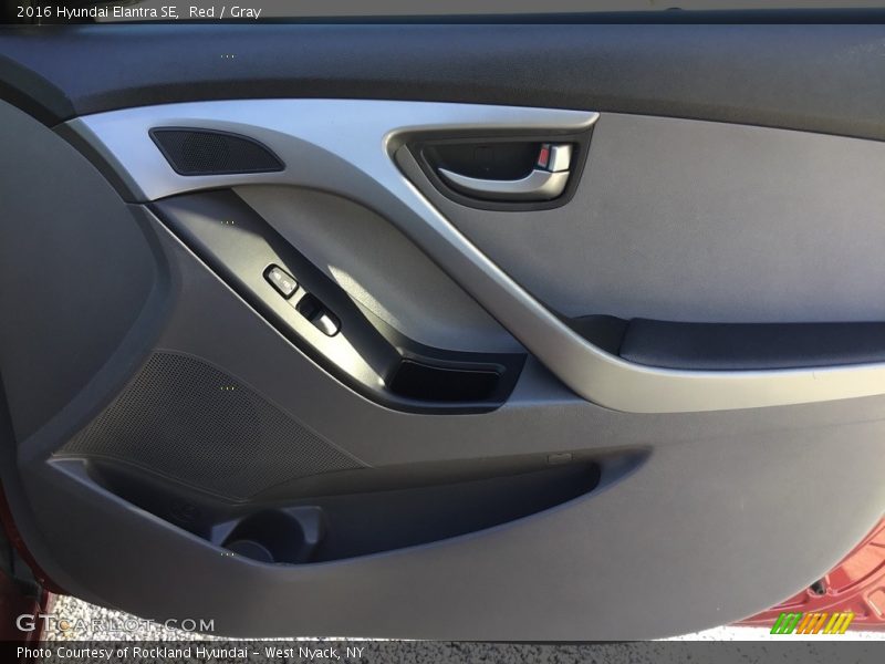 Red / Gray 2016 Hyundai Elantra SE