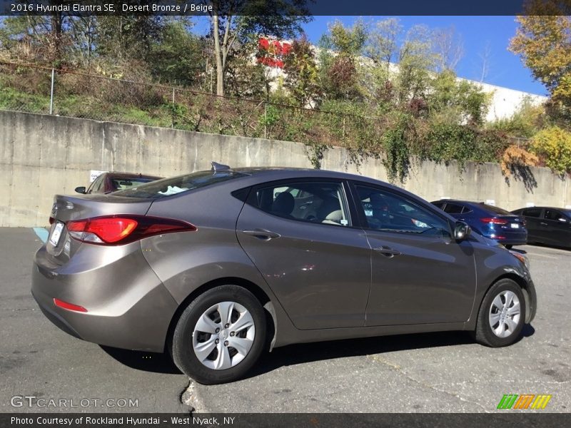 Desert Bronze / Beige 2016 Hyundai Elantra SE