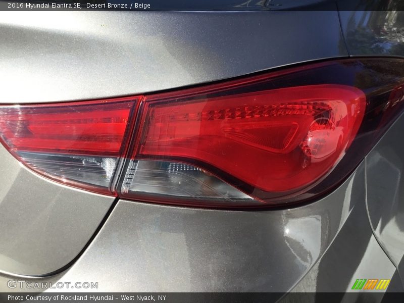 Desert Bronze / Beige 2016 Hyundai Elantra SE