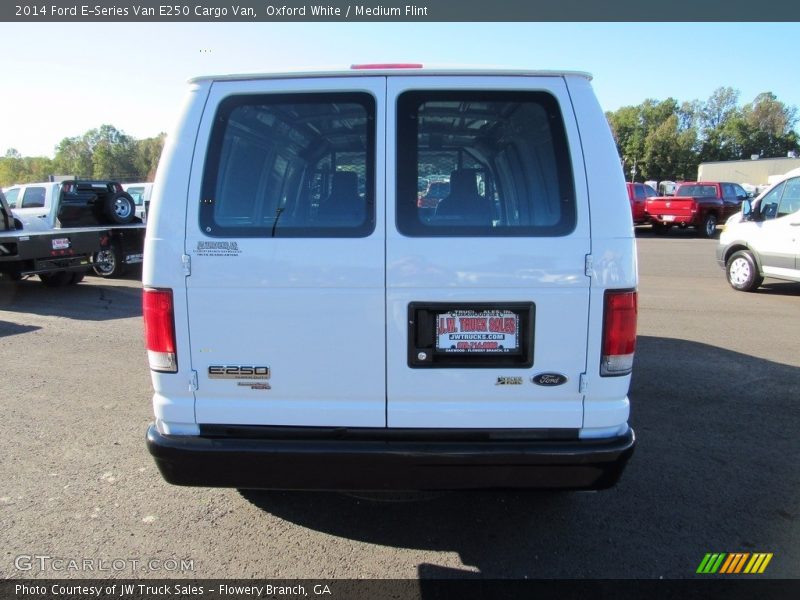 Oxford White / Medium Flint 2014 Ford E-Series Van E250 Cargo Van