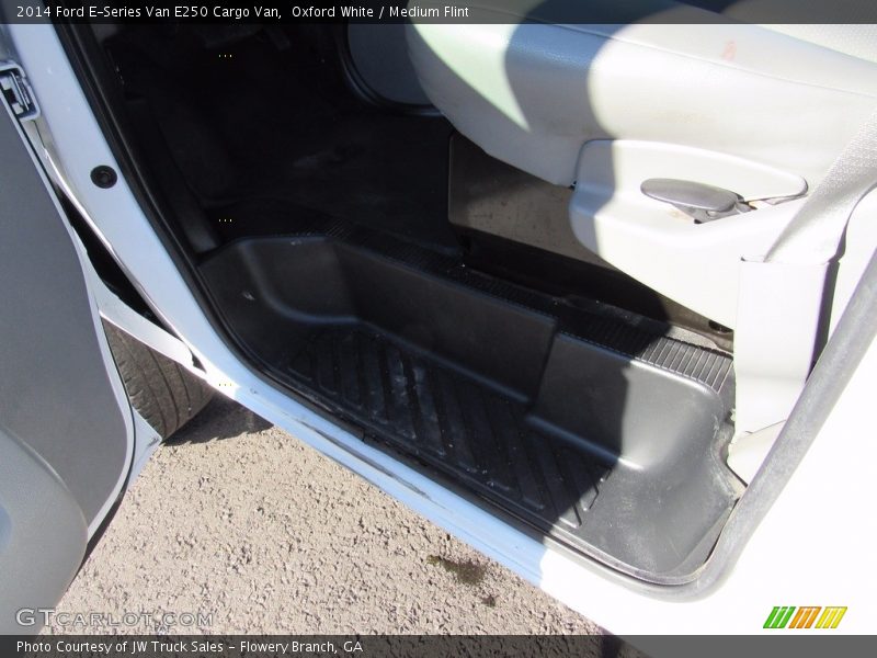 Oxford White / Medium Flint 2014 Ford E-Series Van E250 Cargo Van