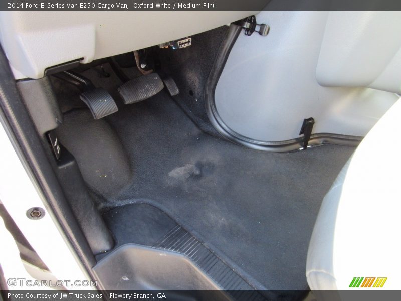 Oxford White / Medium Flint 2014 Ford E-Series Van E250 Cargo Van