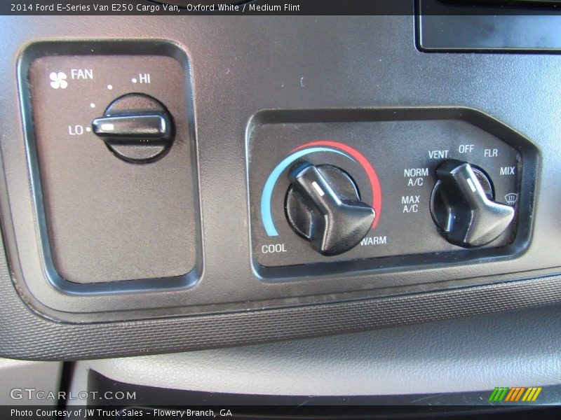 Oxford White / Medium Flint 2014 Ford E-Series Van E250 Cargo Van